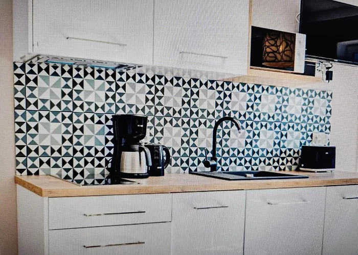 2 Cozy And Quiet A29